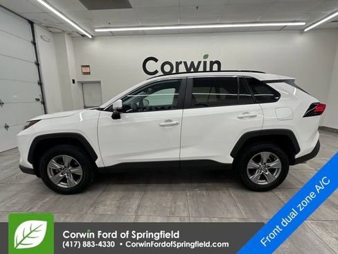 Used 2024 Toyota RAV4 XLE image 2