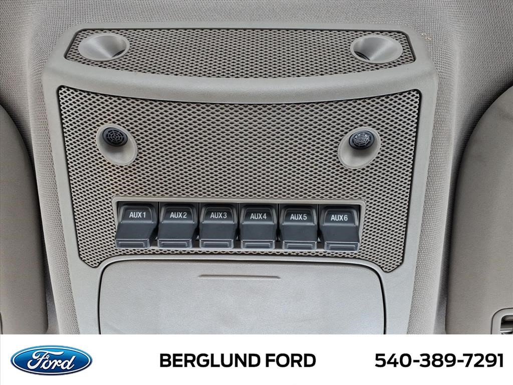 Used 2019 Ford F550 2WD Regular Cab Super Duty image 32