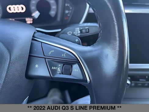 Used 2022 Audi Q3 2.0T Premium w/ Black Optic Sport Package image 24