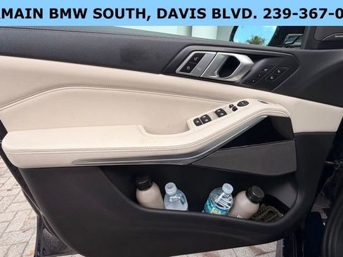 Used 2020 BMW X5 M50i w/ Executive Package image 22