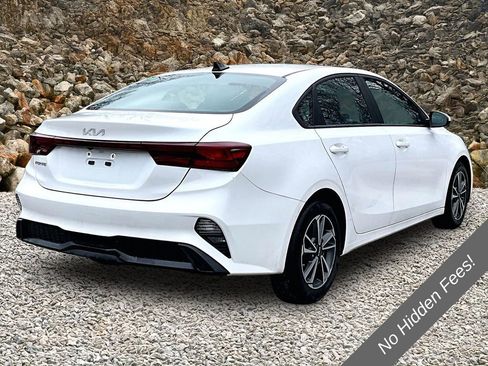 Used 2023 Kia Forte LXS FWD image 2