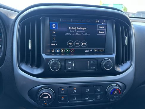 Used 2021 Chevrolet Colorado ZR2 w/ ZR2 Dusk Special Edition AWD/4WD image 31