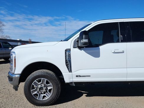 Used 2024 Ford F250 Lariat image 12
