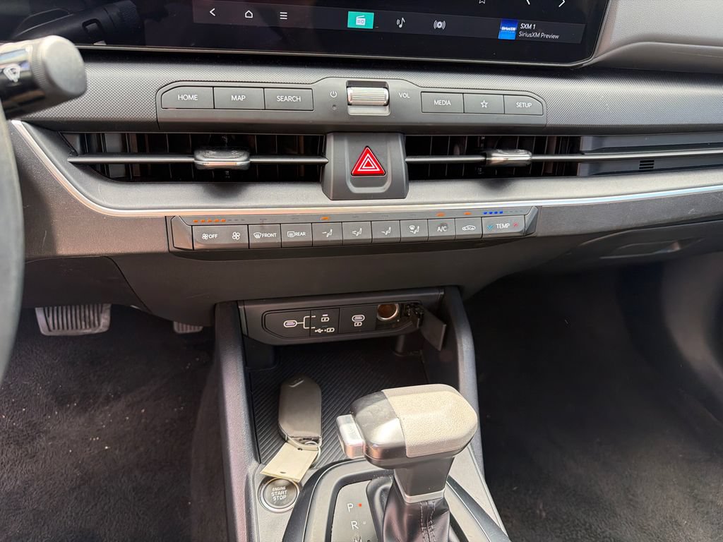 Used 2025 Kia K4 FWD image 30