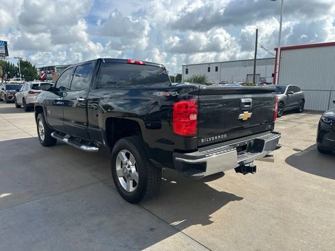 Used 2016 Chevrolet Silverado 2500 LT w/ Texas Edition RWD image 7