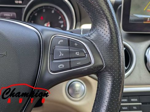 Used 2018 Mercedes-Benz GLA 250 4MATIC image 29