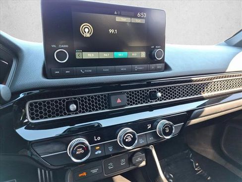 Used 2025 Honda Civic Sport image 13