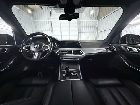 Used 2022 BMW X5 xDrive40i w/ M Sport Package image 45