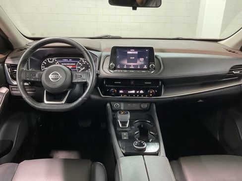 Used 2021 Nissan Rogue SV w/ Premium Package AWD/4WD image 6