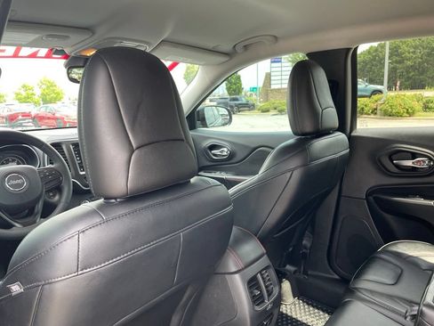 Used 2022 Jeep Cherokee Trailhawk w/ Sound & Nav Group AWD/4WD image 27