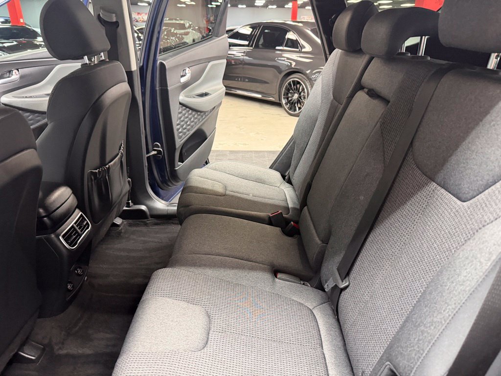 Used 2021 Hyundai Santa Fe SEL FWD image 38