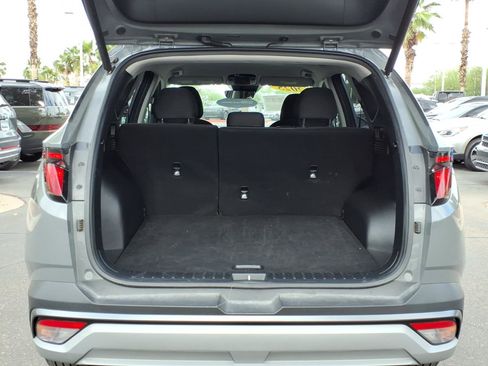 Used 2025 Hyundai Tucson SEL FWD image 10