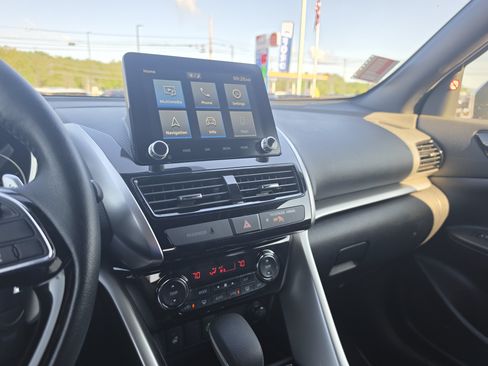 Used 2025 Mitsubishi Eclipse Cross SEL AWD/4WD image 24