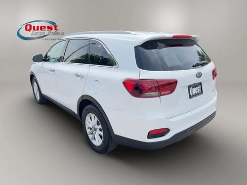 Used 2019 Kia Sorento FWD w/ LX Convenience Package image 5