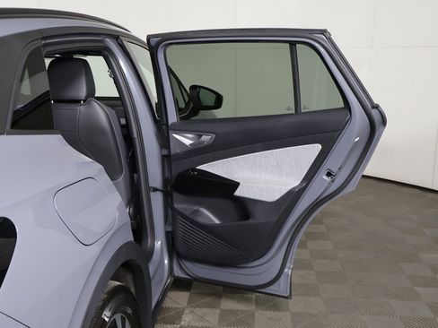 Used 2023 Volkswagen ID.4 Pro image 22