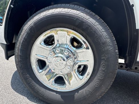 Used 2026 RAM 2500 Tradesman AWD/4WD image 12