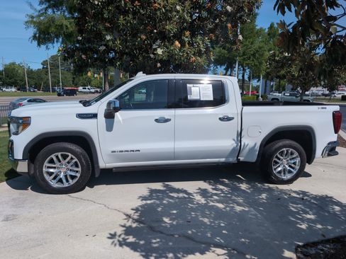 Used 2020 GMC Sierra 1500 SLT w/ SLT Premium Plus Package AWD/4WD image 7