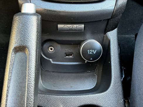 Used 2014 Ford Fiesta S image 21