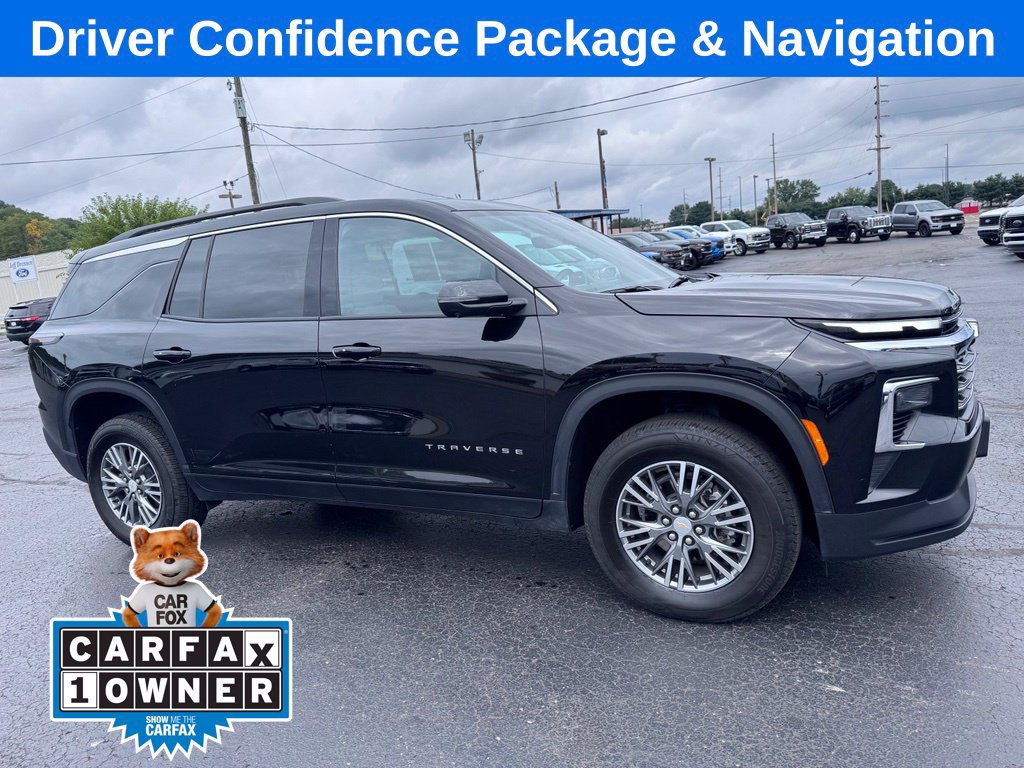 Used 2026 Chevrolet Traverse LT w/ Driver Confidence Package AWD/4WD image 1