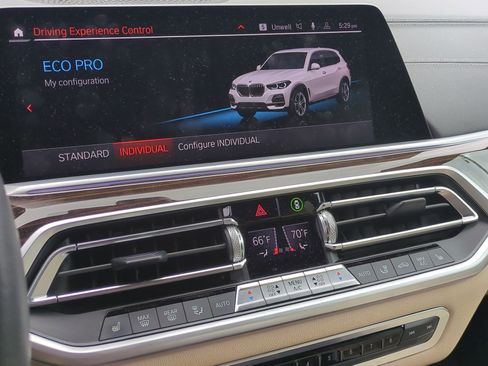 Used 2021 BMW X5 xDrive40i w/ Premium Package AWD/4WD image 35