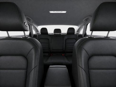 Used 2021 Volkswagen Jetta SE FWD image 13