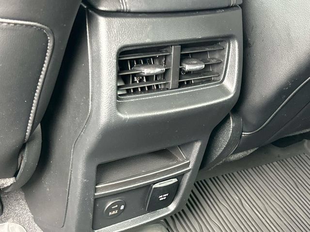 Used 2022 Ford Edge SEL w/ Convenience Package AWD/4WD image 19