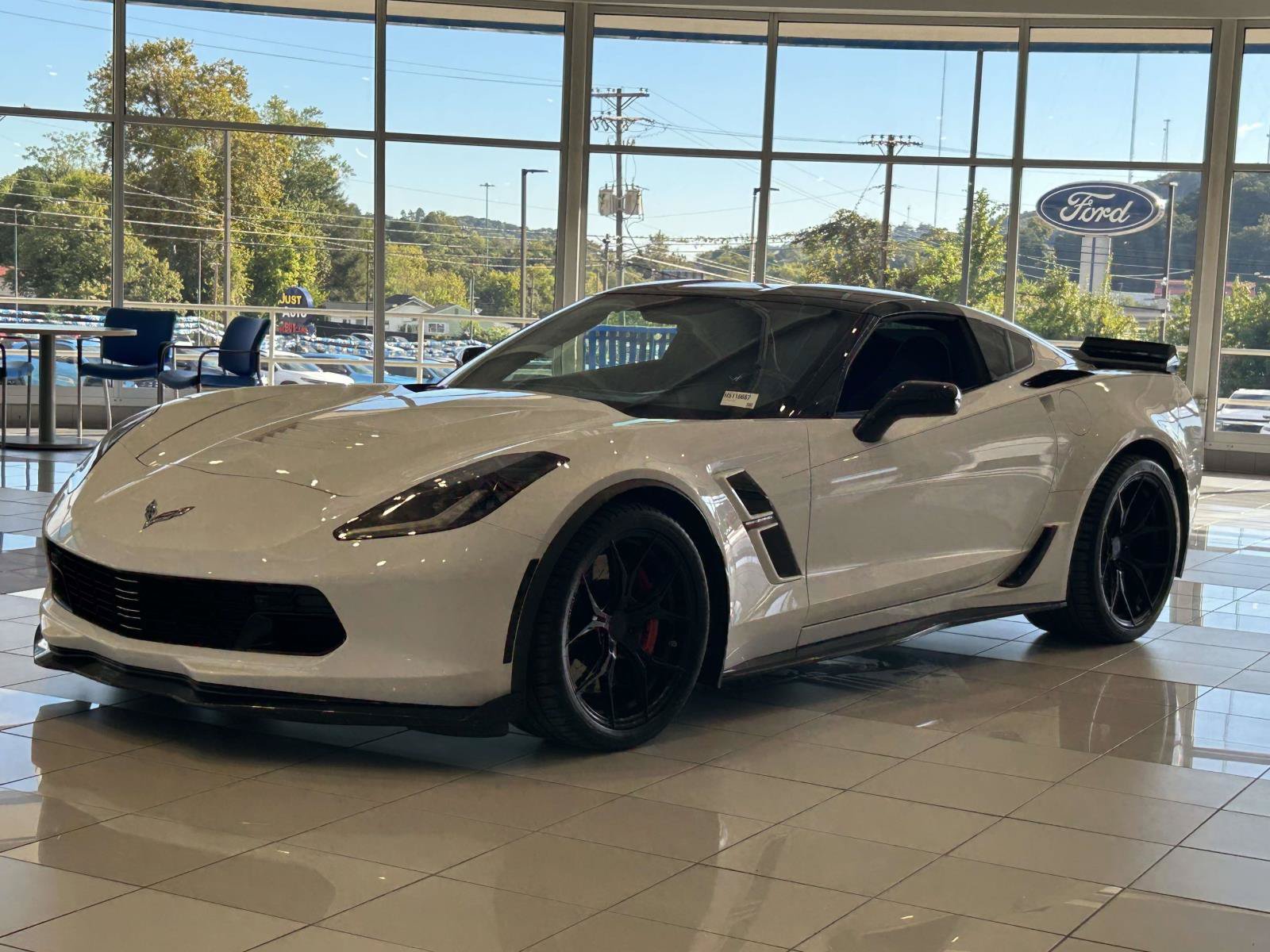 Used 2017 Chevrolet Corvette Grand Sport RWD image 3