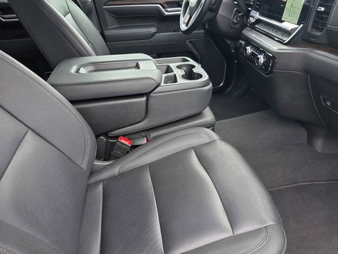 Used 2025 GMC Sierra 1500 SLT RWD image 23