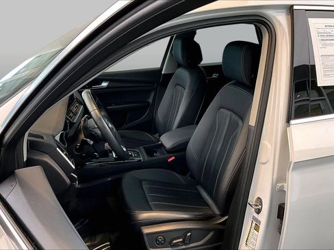 Certified 2023 Audi Q5 2.0T Premium w/ Convenience Package AWD/4WD image 8
