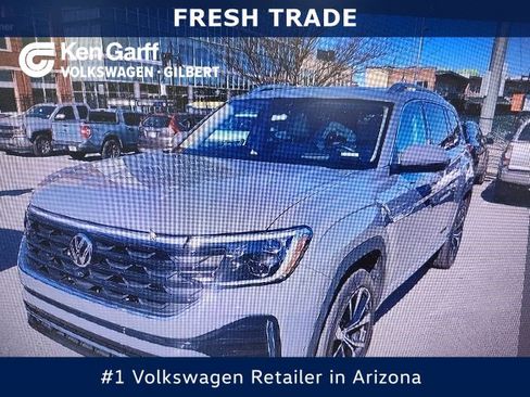 Used 2025 Volkswagen Atlas SEL Premium R-Line image 1