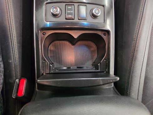 Used 2010 INFINITI FX35 AWD w/ Navigation Pkg image 22