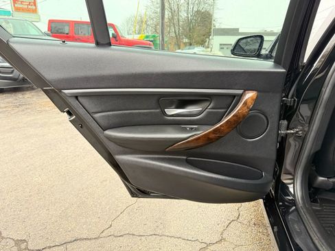 Used 2013 BMW 335i xDrive Sedan image 11