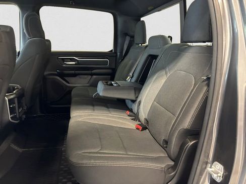 Used 2022 RAM 1500 Big Horn AWD/4WD image 14