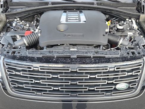 Used 2025 Land Rover Range Rover Velar Dynamic SE image 29