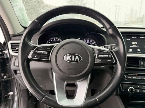 Used 2020 Kia Optima SE image 19