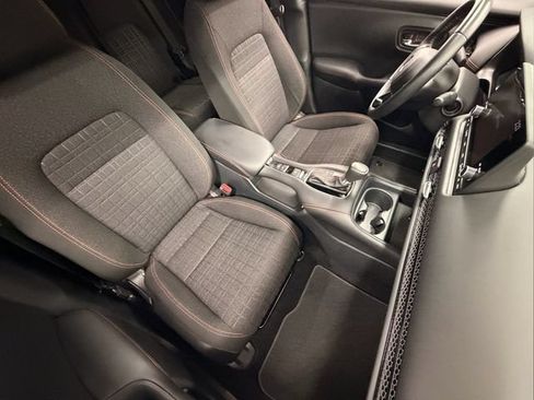 Used 2025 Honda HR-V Sport image 23