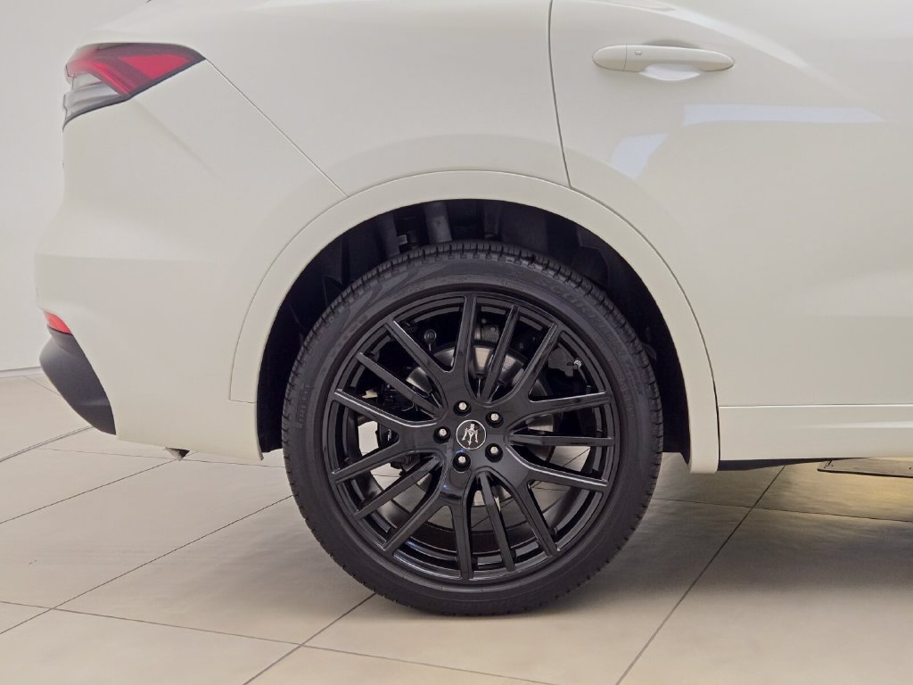 Certified 2023 Maserati Levante Modena AWD/4WD image 8