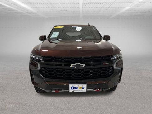 Used 2023 Chevrolet Tahoe Z71 w/ Luxury Package AWD/4WD image 2