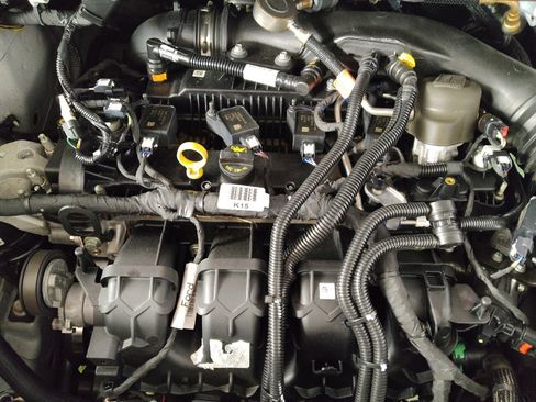 Used 2020 Ford Edge Titanium image 30