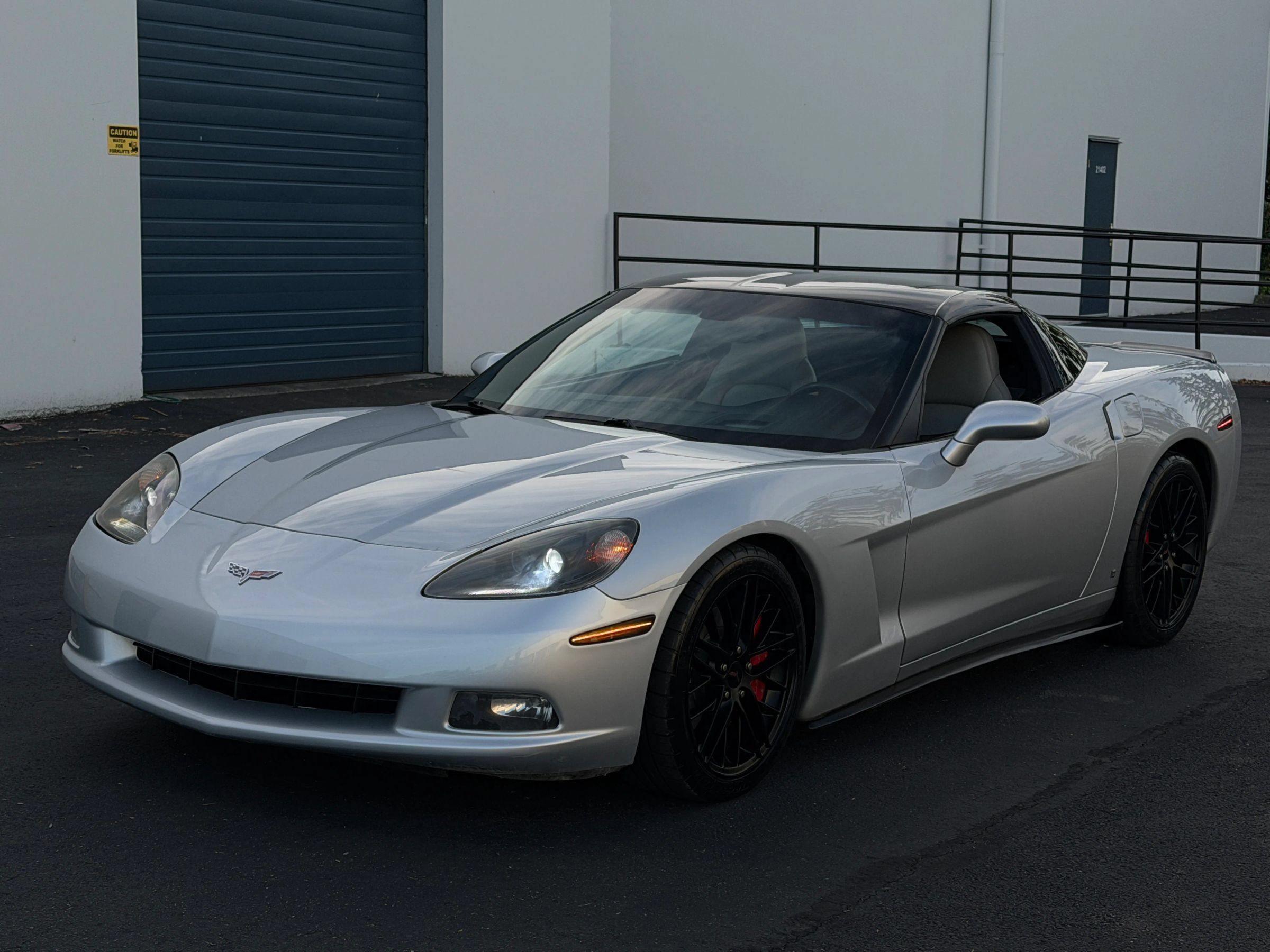 Used 2009 Chevrolet Corvette Coupe w/ Preferred Equipment Group RWD image 1