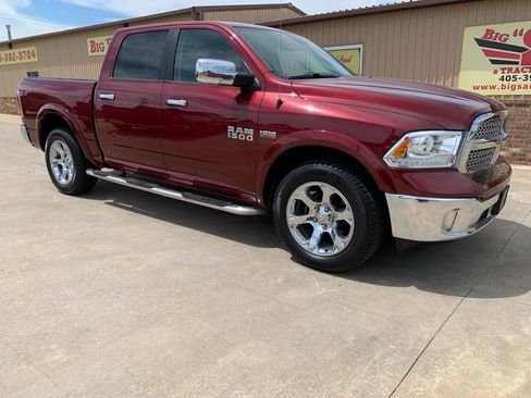 Used 2017 RAM 1500 Laramie w/ Convenience Group AWD/4WD image 1