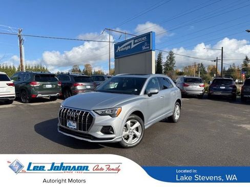 Used 2019 Audi Q3 2.0T Premium image 1