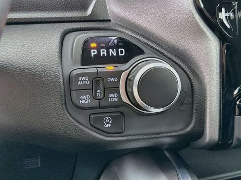 Used 2025 RAM 1500 Big Horn AWD/4WD image 16