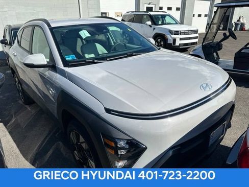Used 2024 Hyundai Kona SEL AWD/4WD image 1