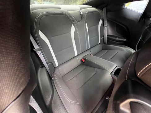 Used 2016 Chevrolet Camaro LT RWD image 11