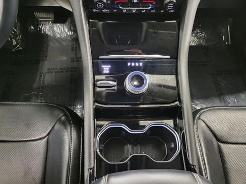 Used 2022 Jeep Grand Cherokee L Limited w/ Luxury Tech Group II AWD/4WD image 17