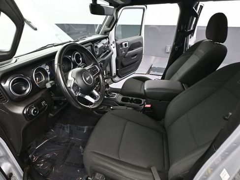 Used 2023 Jeep Wrangler Altitude image 23