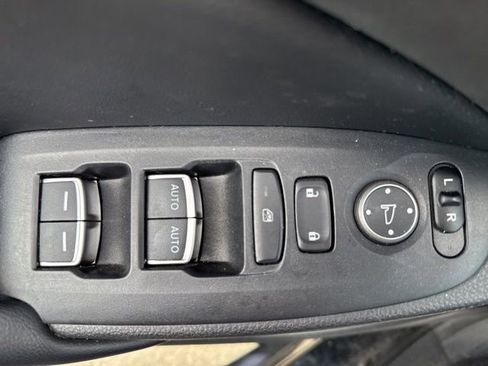 Used 2018 Honda Accord Sport image 14