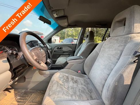 Used 2004 Honda Pilot EX image 25