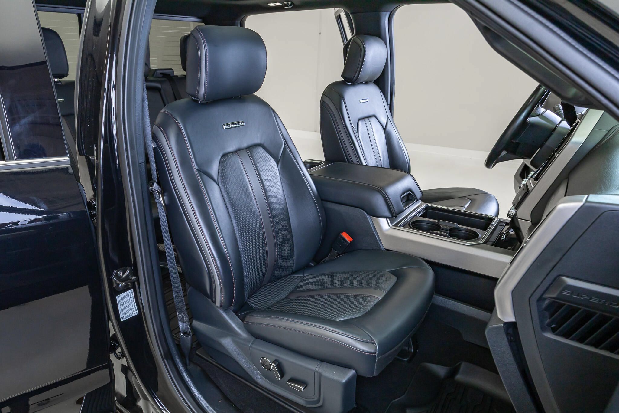 Used 2022 Ford F450 Platinum w/ FX4 Off-Road Package AWD/4WD image 42